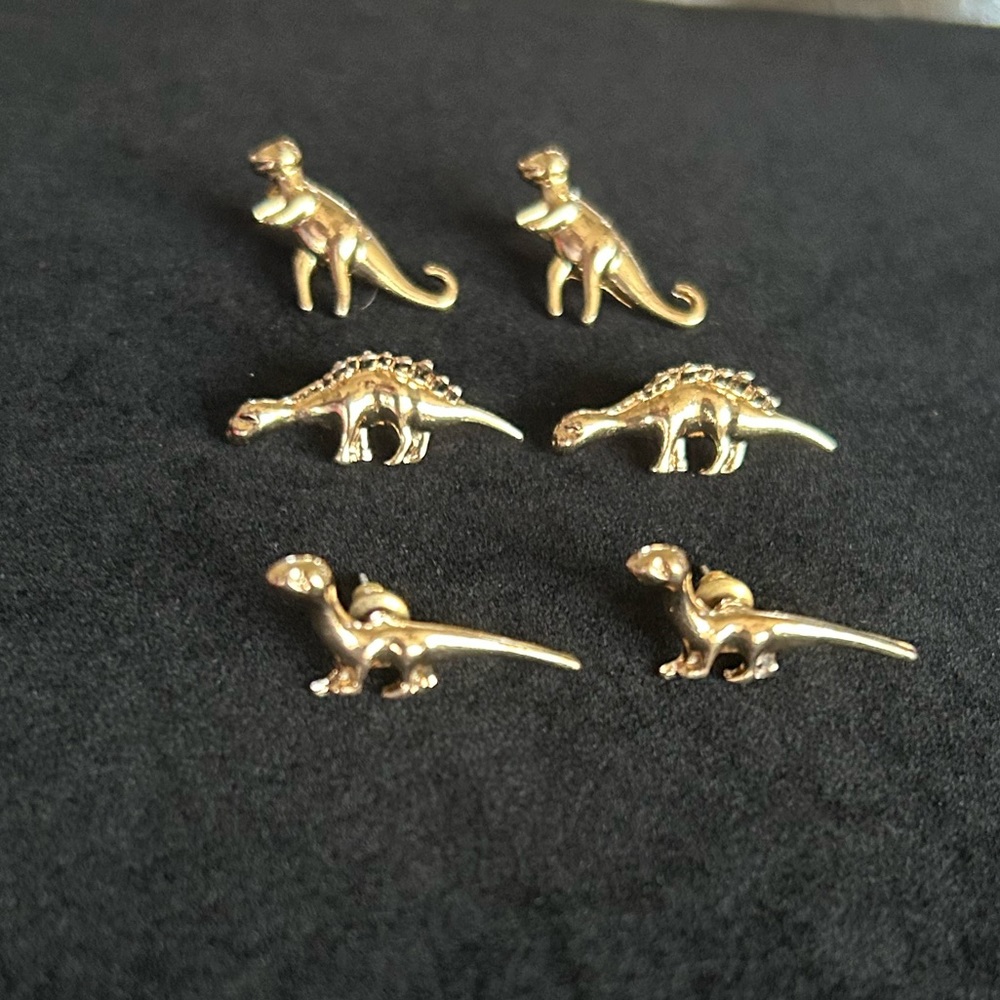 Dinosaur earring studs set